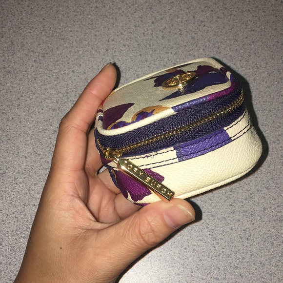 NWOT Rare Tory Burch travel jewelry case/holder - Picture 4 of 6